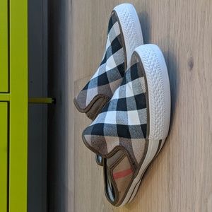 Burberry Nova Check plaid slip on sneakers 39 / 9